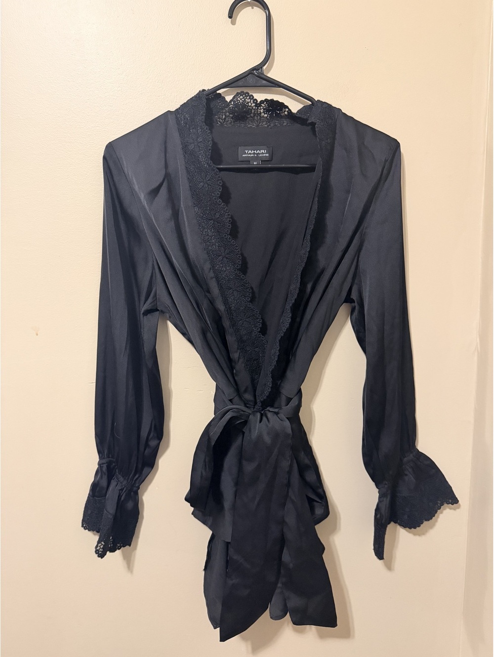 Tahari Arthur S. Levine Black Silky Wrap Top - Size M